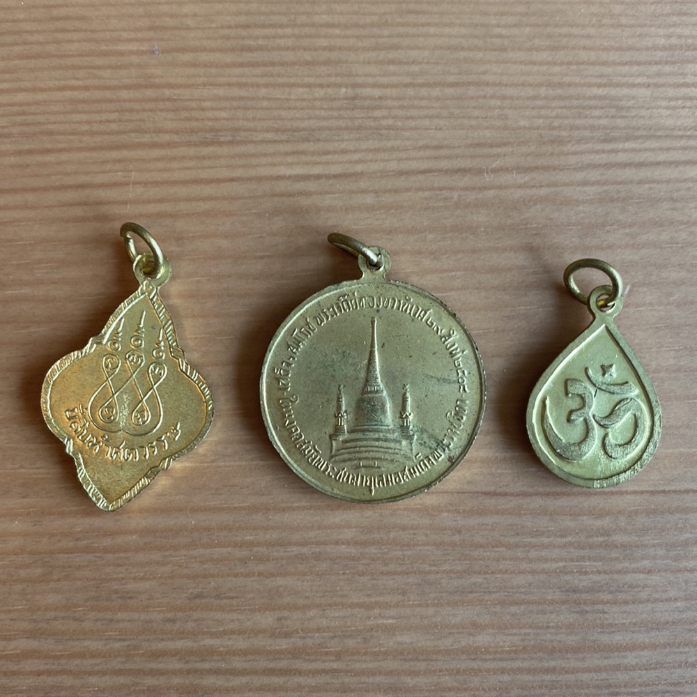 Bundle of 3 vintage charms - Picture 2 of 5